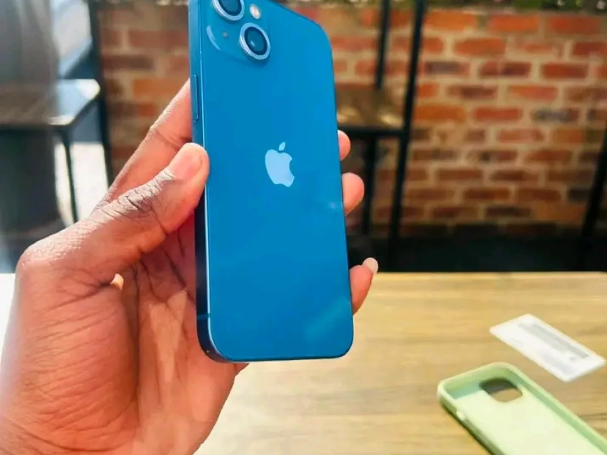 iPhone 13