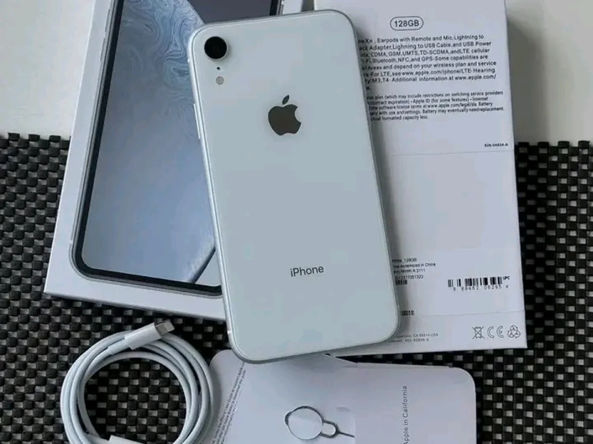 iPhone XR